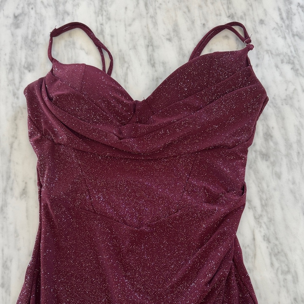 Windsor elegant cowl neck mini burgundy Glitter Dress. S